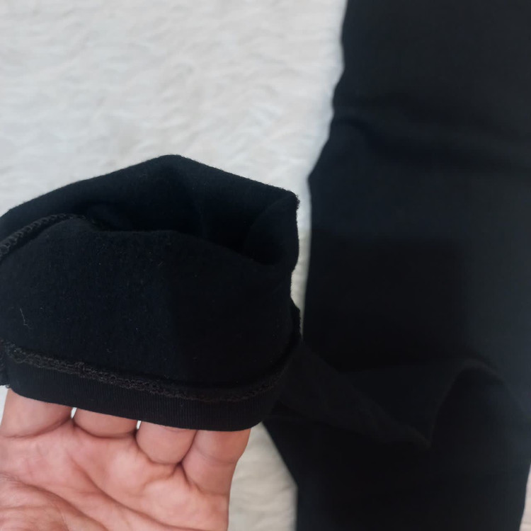 لگ مشکی تو کرکی قواره بزرگ زنانه